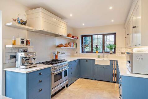 8671259-interior0...