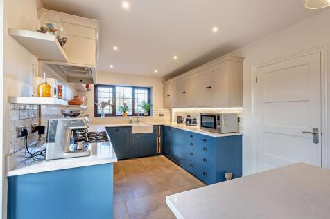 8671259-interior0...