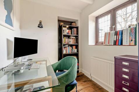 8671259-interior4...