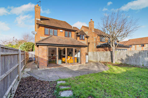 8671259-exterior0...