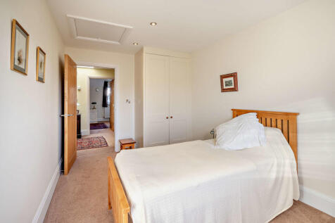 8671381-interior0...