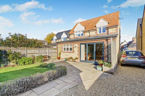 8671381-exterior0...