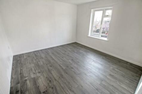 Bedroom One.jpg
