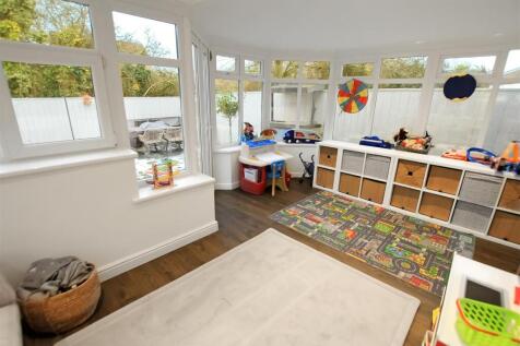 Garden Room (2).jpg