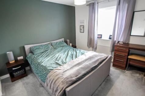 Bedroom One.jpg
