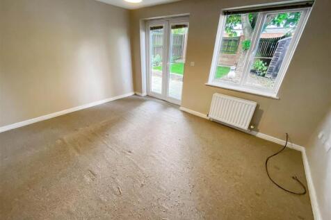 Living Room.jpg
