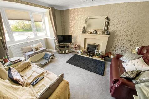Living Room.jpg