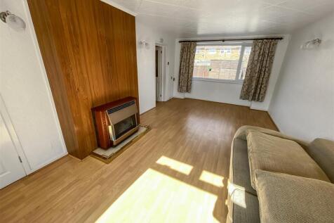 Living Room.jpg