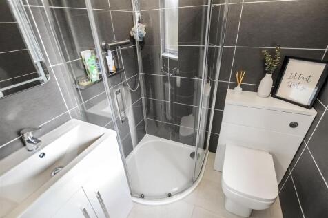 En-Suite Shower Room/WC