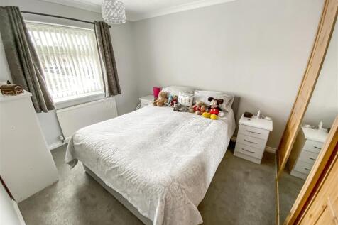 Bedroom One.jpg