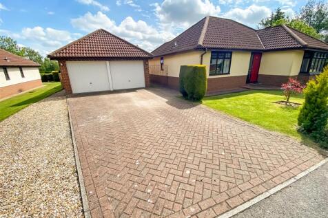 Detached Double Garage