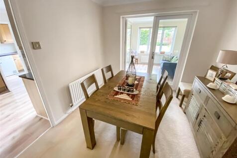 Dining Room.jpg
