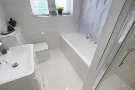 Family BathroomWC.jpg