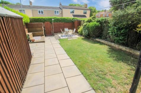 Rear Garden (1).jpg
