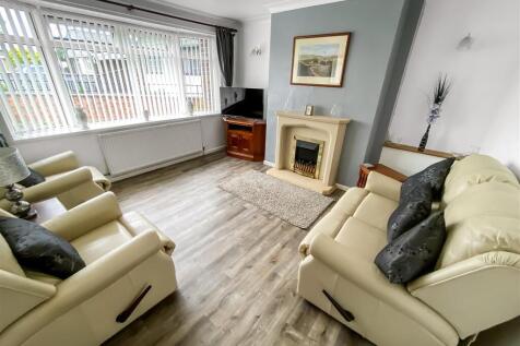 Living Room.jpg