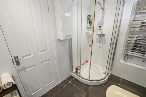 En Suite.jpg