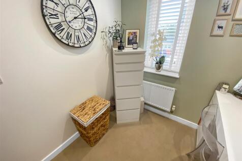 Dressing Area.jpg