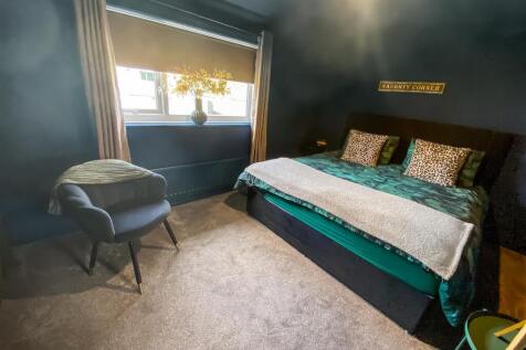 Bedroom One.jpg
