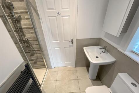 En-Suite Shower Room/WC