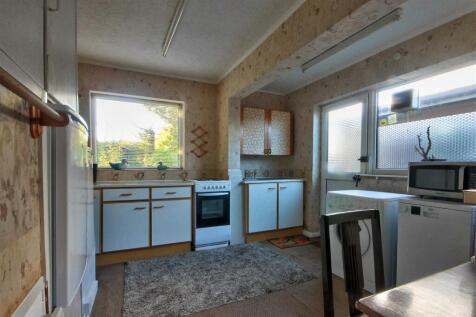 kitchen.,.jpg
