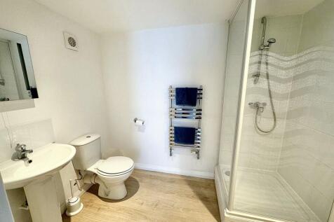 Lower Ground Floor Shower Room