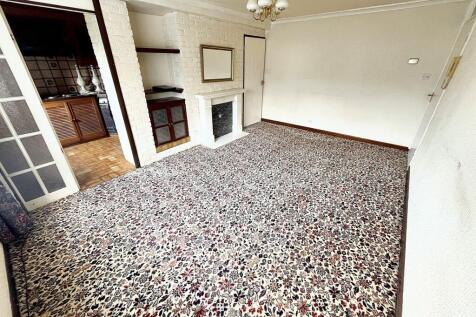 Lounge-Dining Room