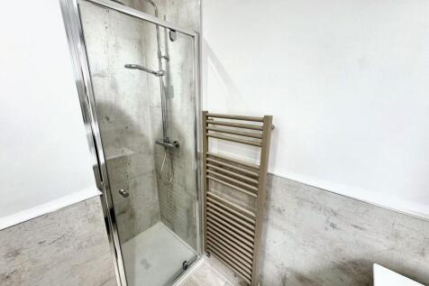 Bedroom One En-suite