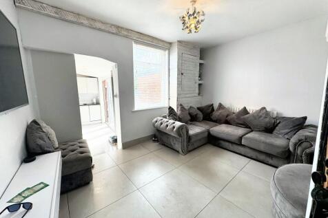 Lounge 1