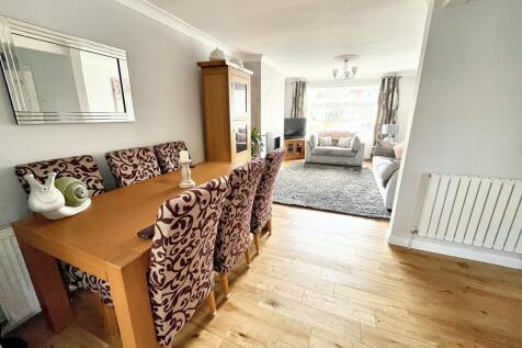Lounge Dining Room