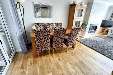 Lounge Dining Room