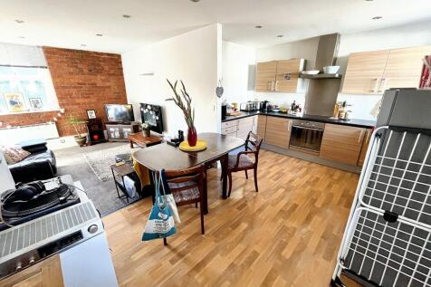 Lounge-Dining-Kitchen