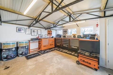 Garage internal