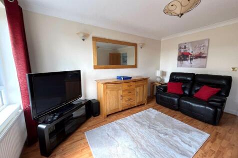 Living room (2)