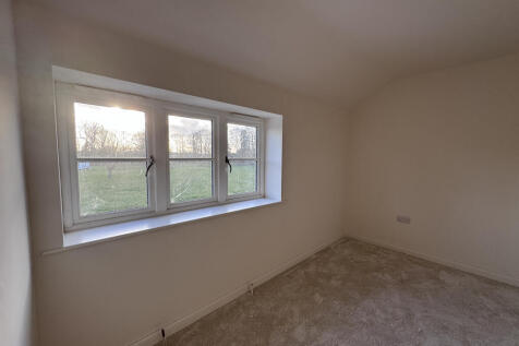 20251202_140611028_iOS