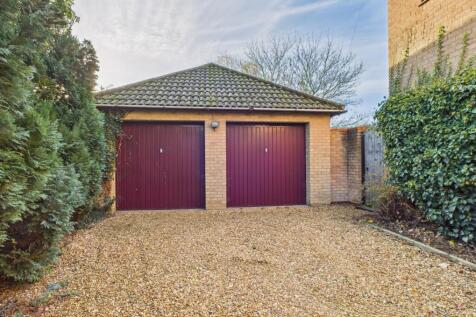 CAM02519G0-PR0365-STILL018