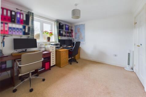 CAM02545G0-PR0334-STILL013