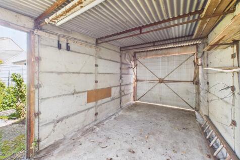 CAM02545G0-PR0396-STILL025