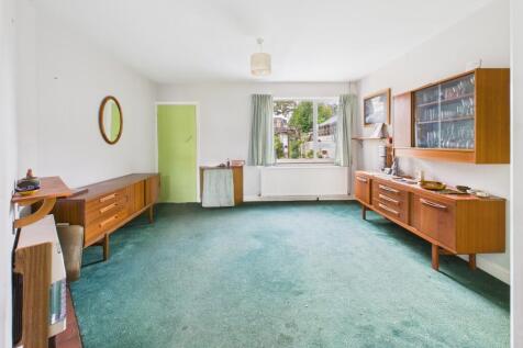 CAM02545G0-PR0526-STILL003