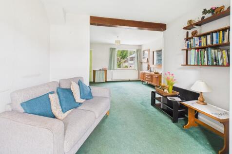 CAM02545G0-PR0526-STILL006