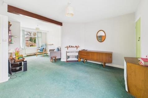 CAM02545G0-PR0526-STILL002