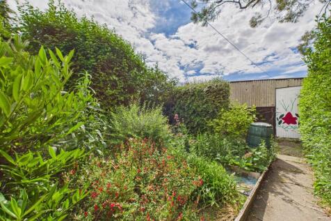 CAM02545G0-PR0415-STILL003