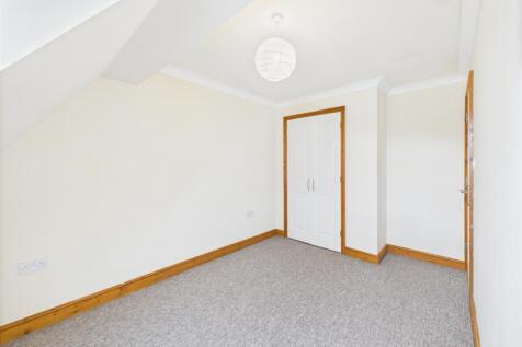 CAM02545G0-PR0446-STILL019