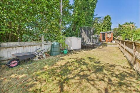 CAM02545G0-PR0468-STILL021