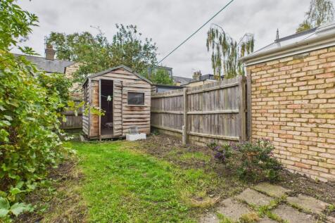 CAM02545G0-PR0504-STILL011