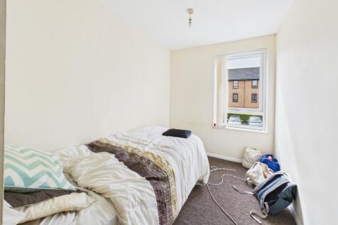 CAM02545G0-PR0478-STILL005