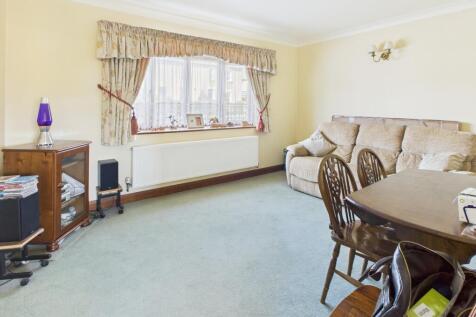 CAM02519G0-PR0343-STILL006