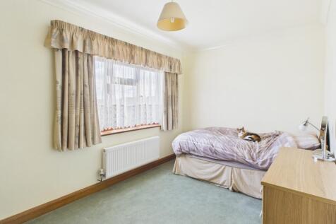 CAM02519G0-PR0343-STILL019