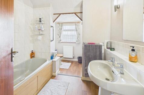 CAM02519G0-PR0343-STILL020