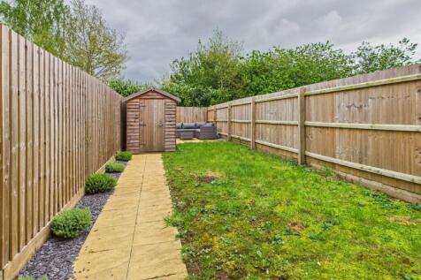 CAM02519G0-PR0262-STILL012