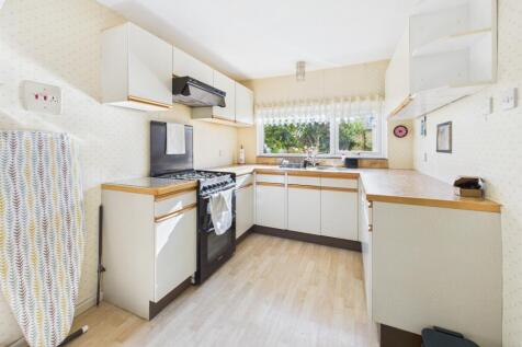 CAM02545G0-PR0511-STILL011